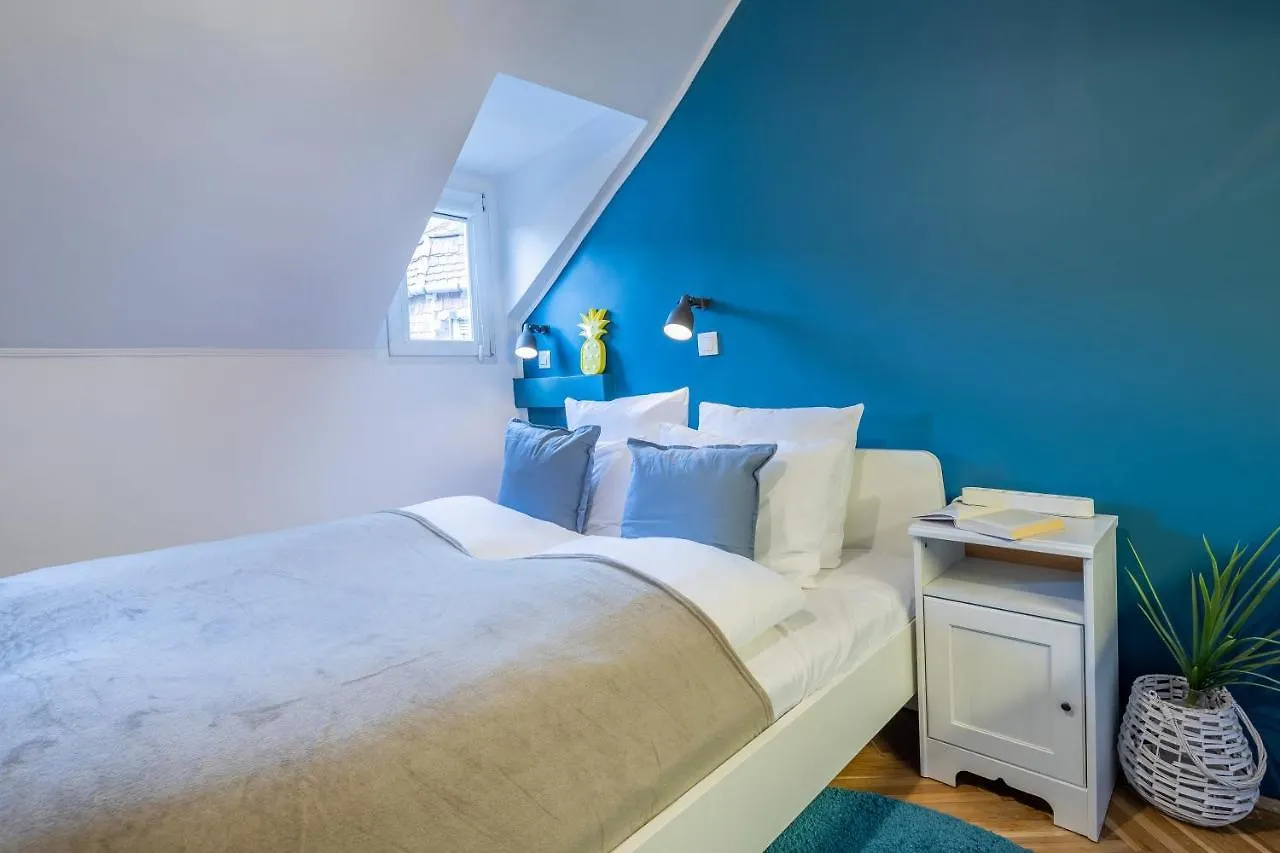 Quiet Charming Apartment Near The Center Budapest