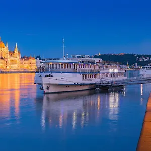 Grand Jules - Boat Boedapest